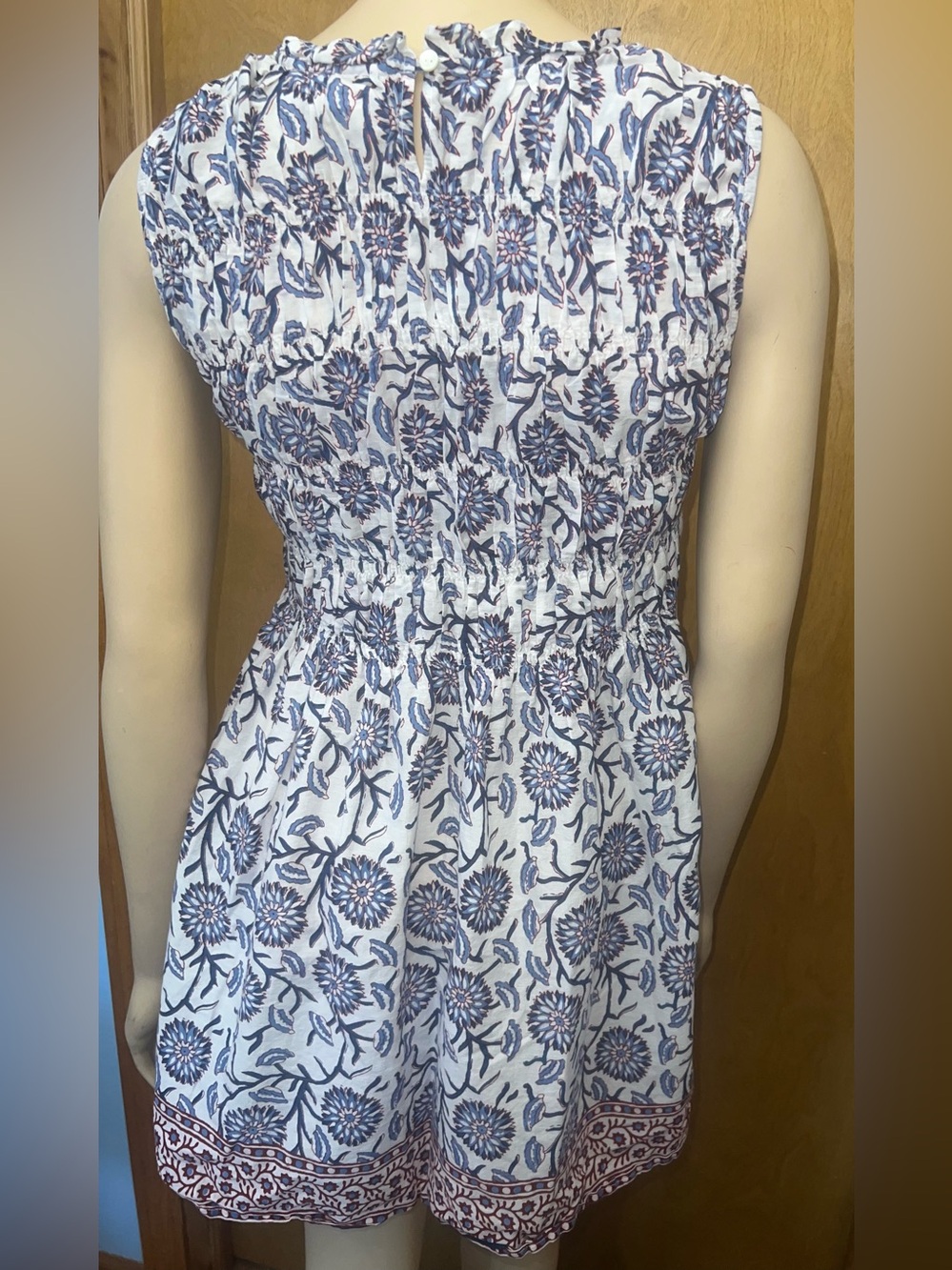 Velvet by Graham & Spencer "Marla" Block-Printed Cotton Dress, Like New - Picture 8 of 16